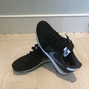 Black Nike Internationalist sneakers